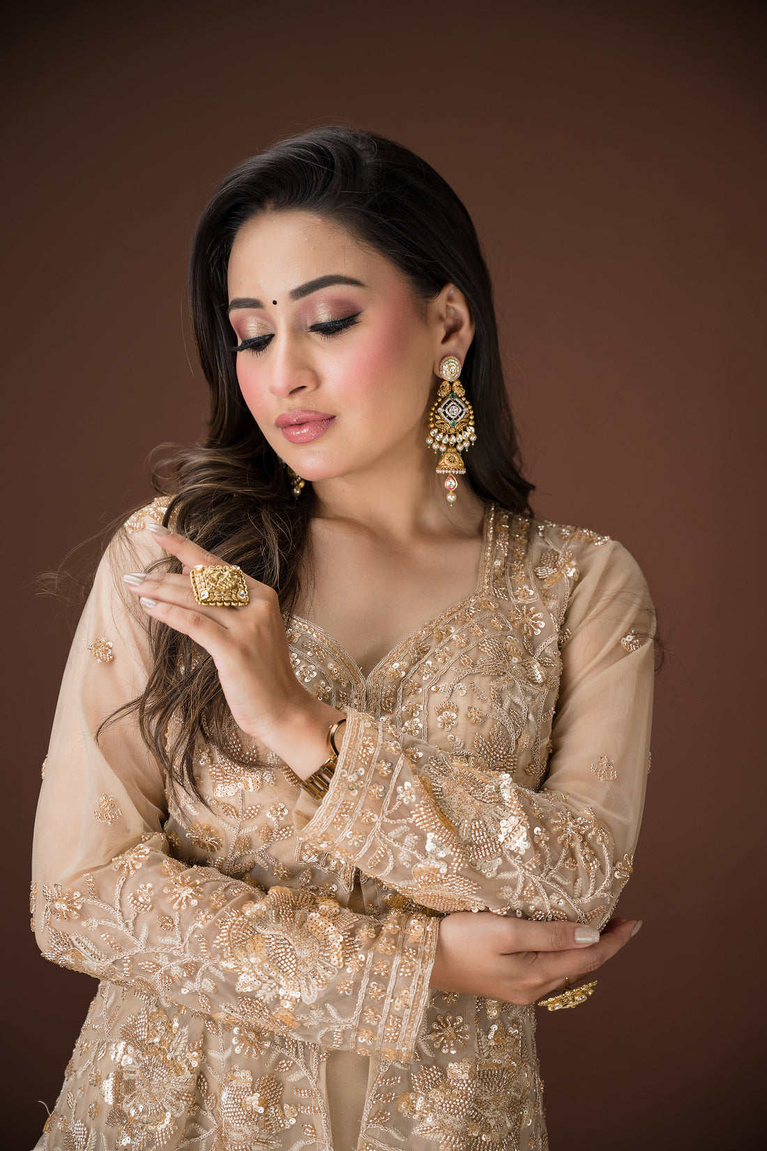 Elegant Shimmer gold Lehenga Set – Sweetheart Neck Crop Top for Receptions & Sangeet